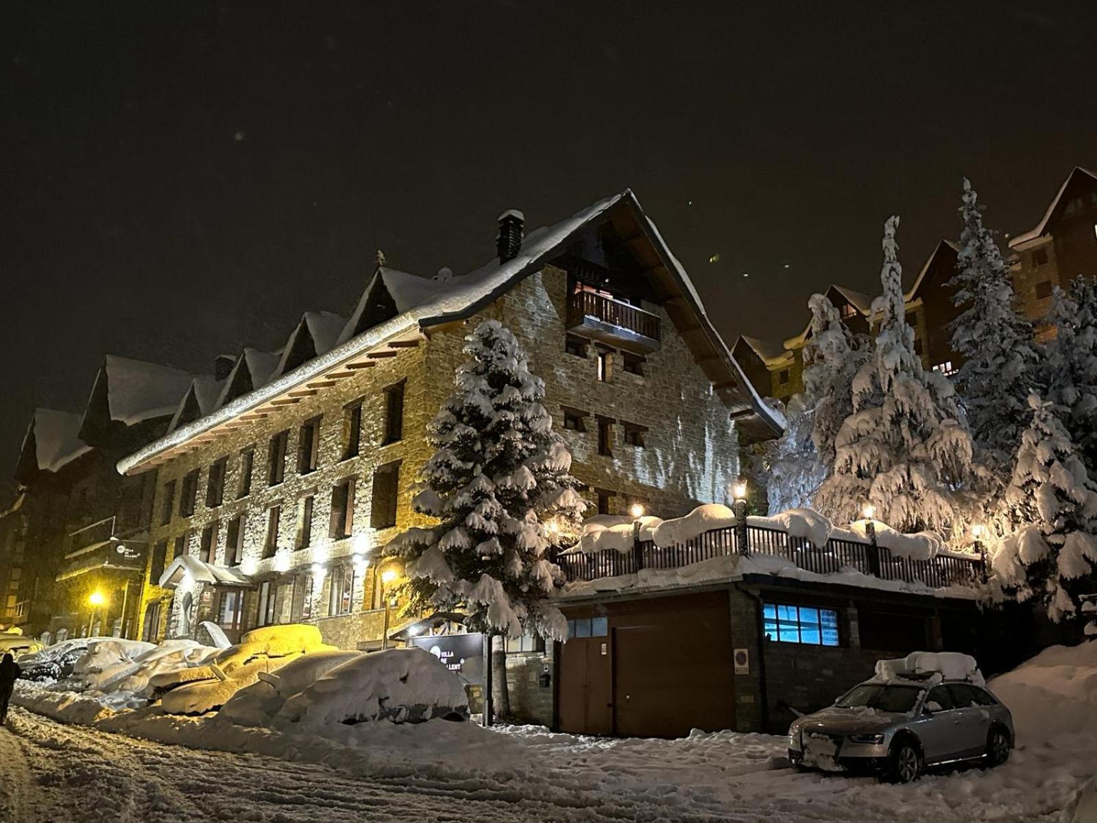Snoe Villa De Sallent 4 萨连特加列戈 外观 照片